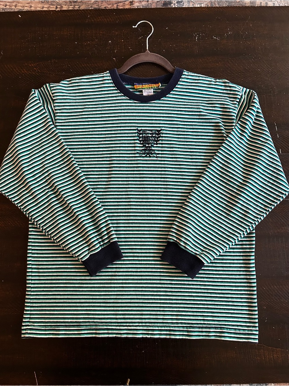 vintage Bryn Connelly long-sleeve knit shirt .